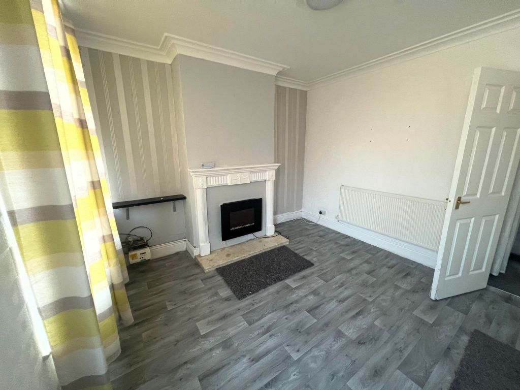 Property photo 2 of 8 2