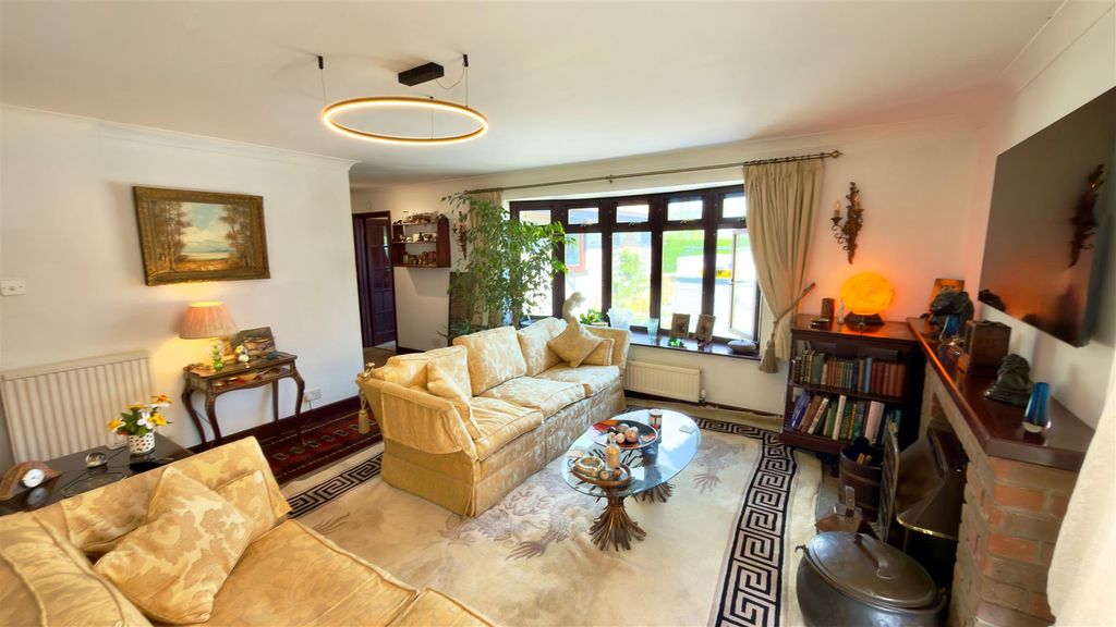 Property photo 3 of 19 Living Room 2.Jpg