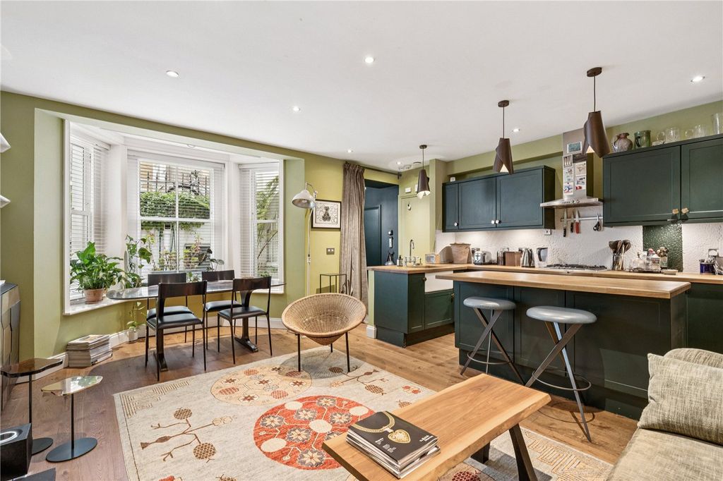 Property photo 1 of 11 Picture No. 12