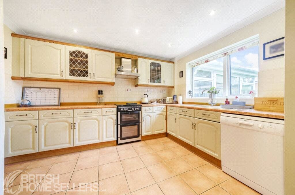Property photo 2 of 22 Picture No. 10