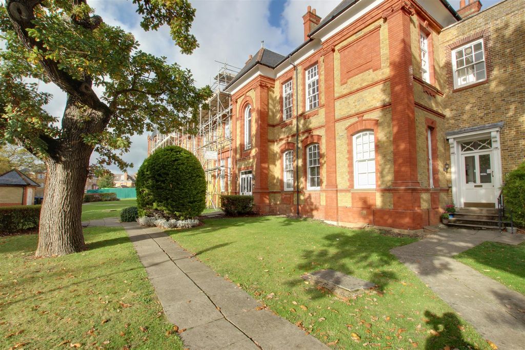 Property photo 1 of 10 Img_0484-Img_0486.Jpg