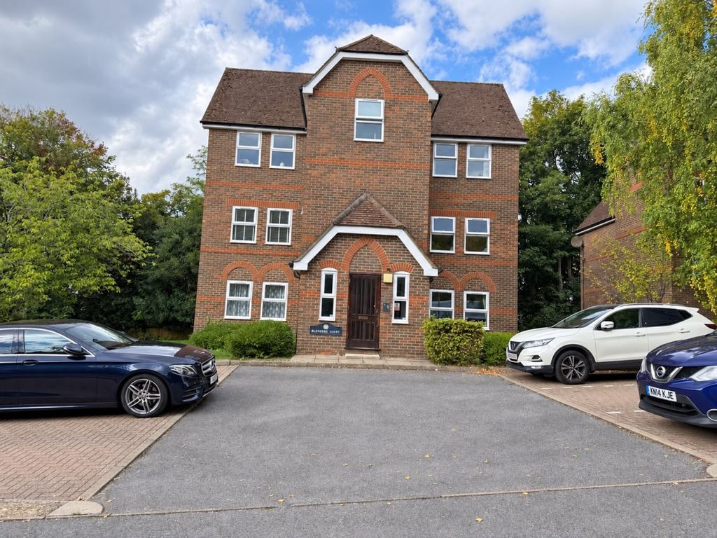 Property photo 1 of 11