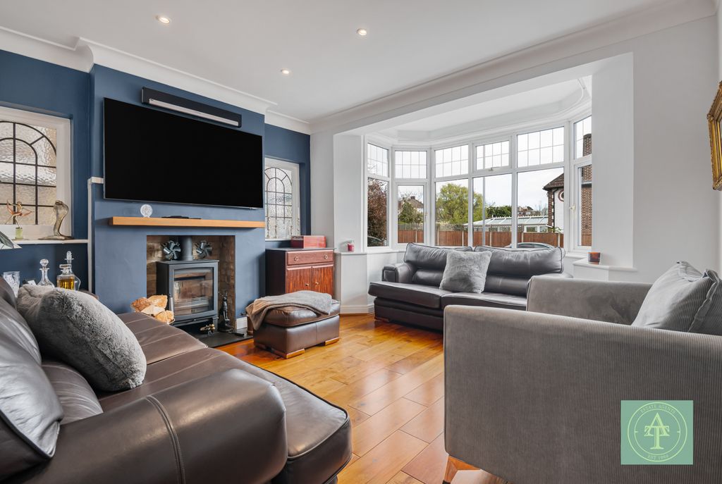 Property photo 2 of 30 2