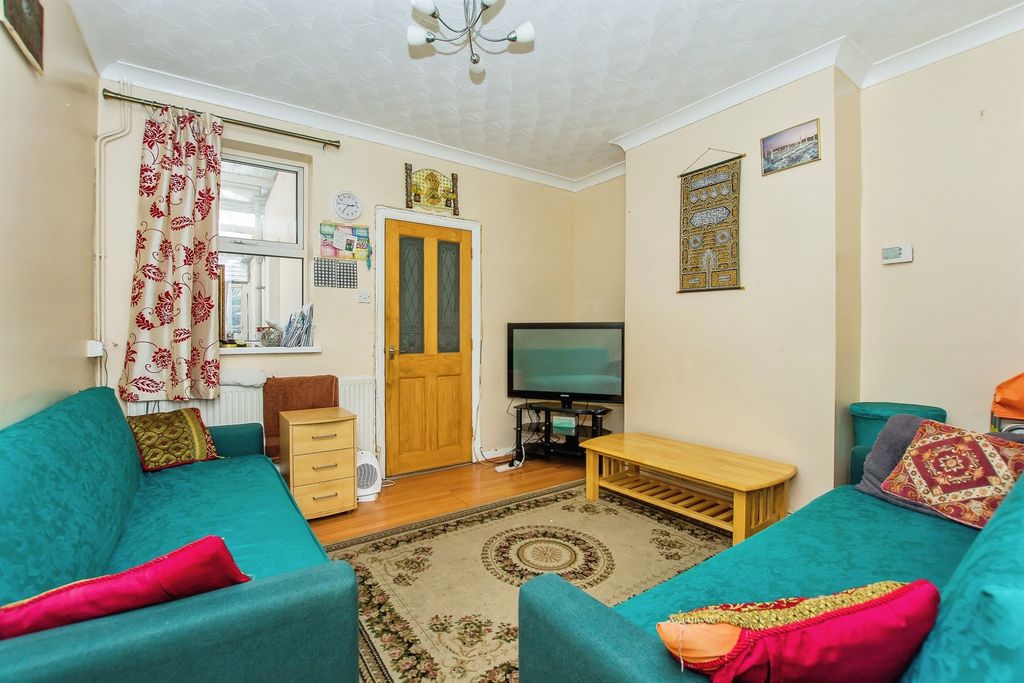 Property photo 3 of 16