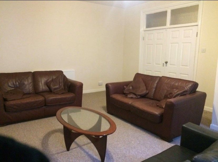 Property photo 2 of 5 Image