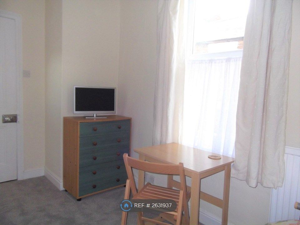 Property photo 3 of 8