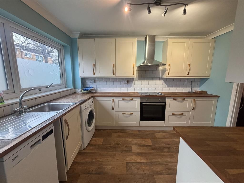 Property photo 2 of 6 2