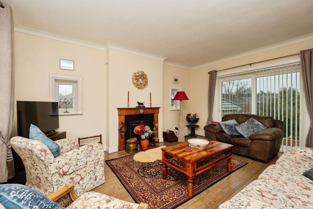 Property photo 2 of 24