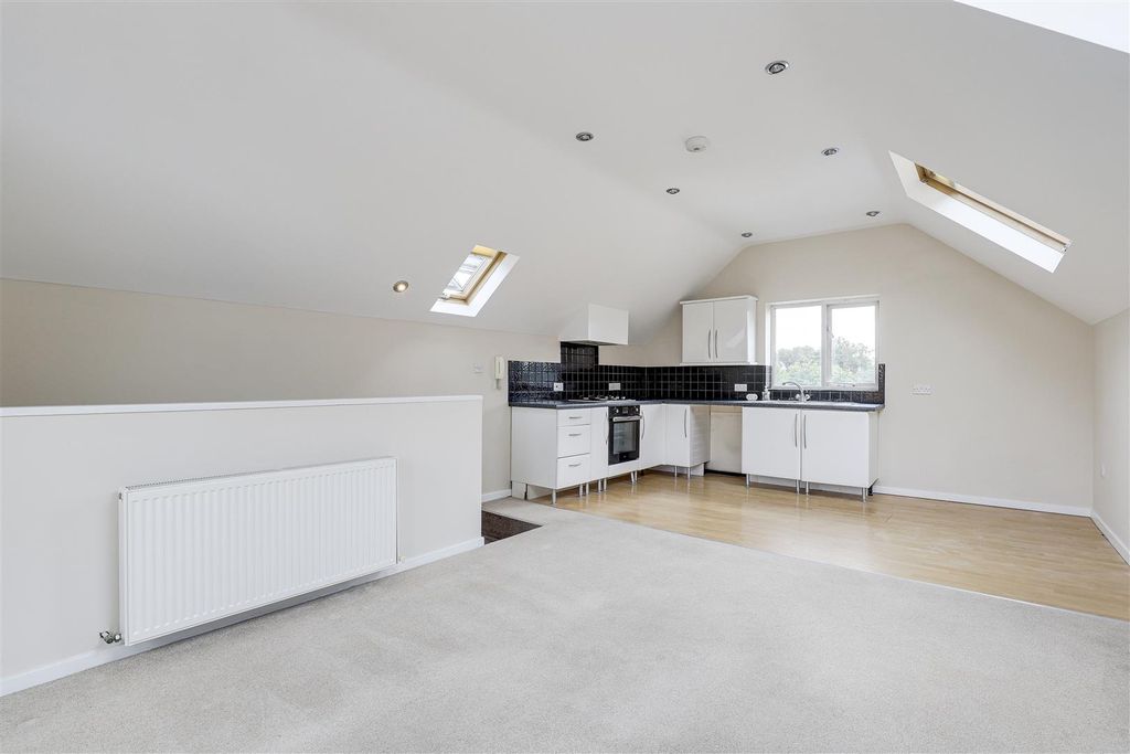 Property photo 2 of 11 9109.Jpg