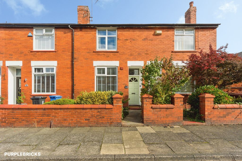 Property photo 1 of 21
