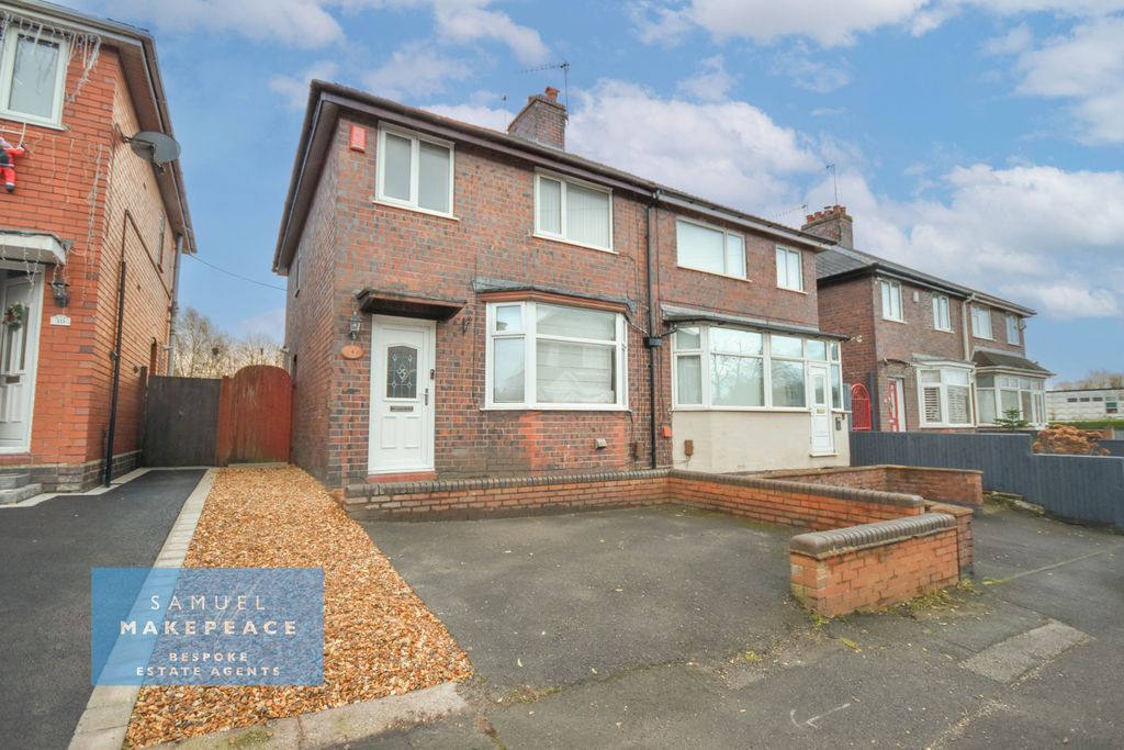 Property photo 1 of 23 Immaculate Three Bedroom Semi Detached