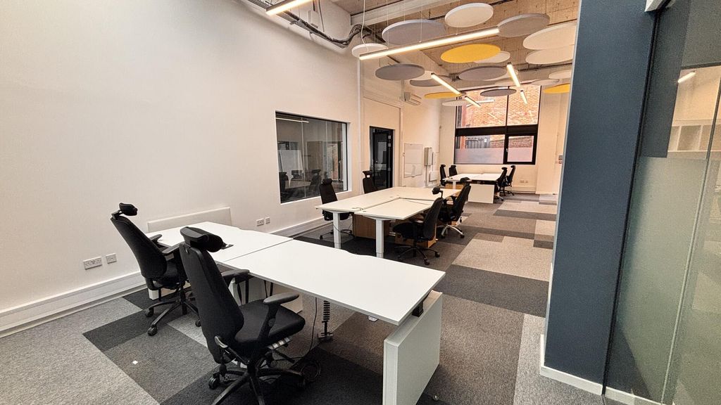 Property photo 2 of 11 Study