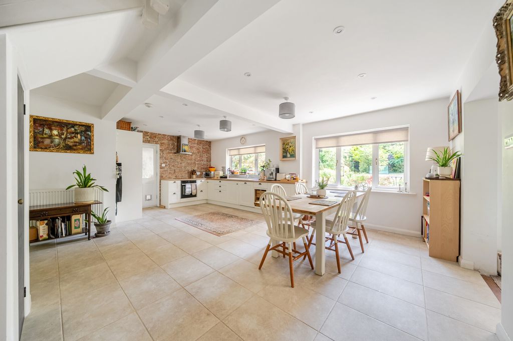 Property photo 3 of 13 3