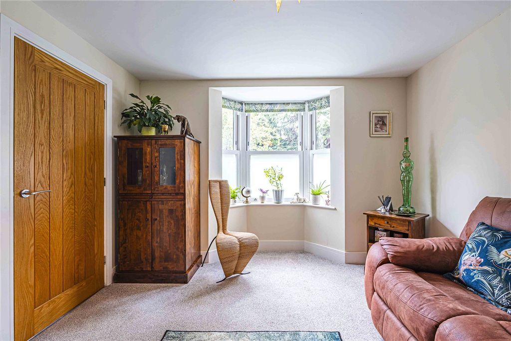 Property photo 3 of 23 Picture No. 34