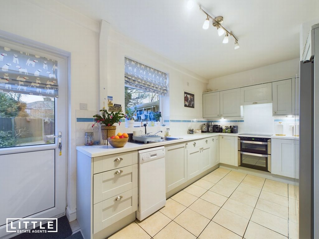 Property photo 3 of 24 Photo 2