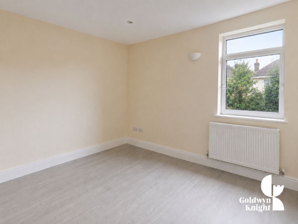 Property photo 2 of 5 270A0B87-09c4-4Be1-8197-c068Fc5Baf08