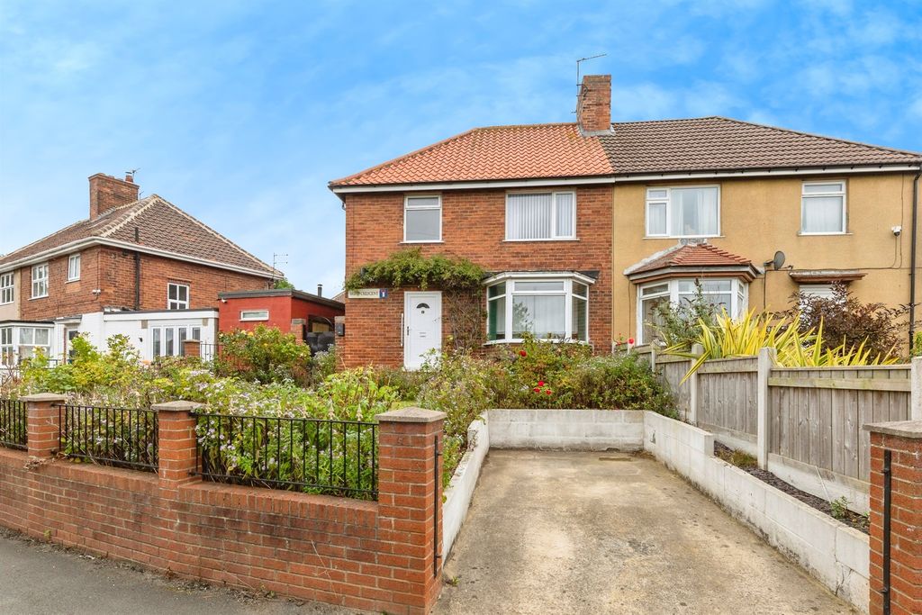 Property photo 2 of 17