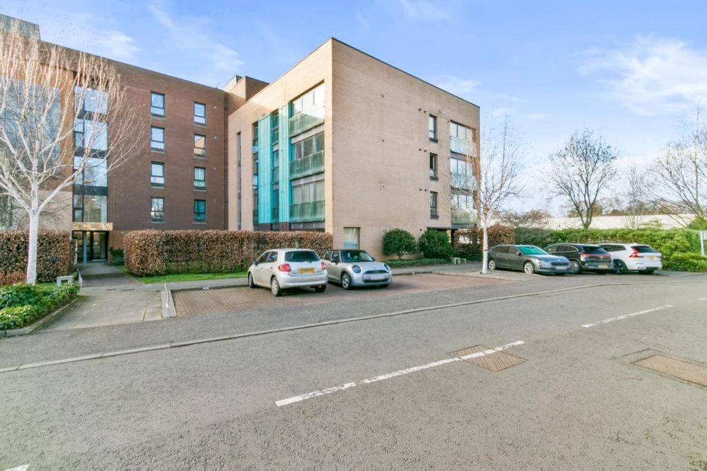 Property photo 1 of 24