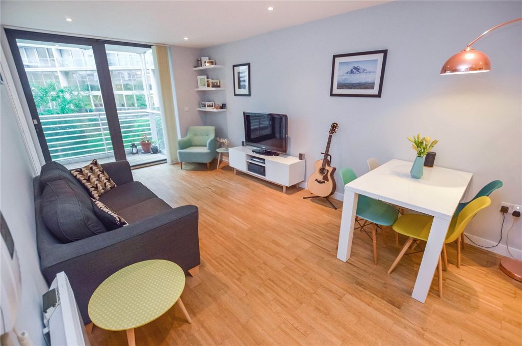 Property photo 1 of 17 Picture No. 06