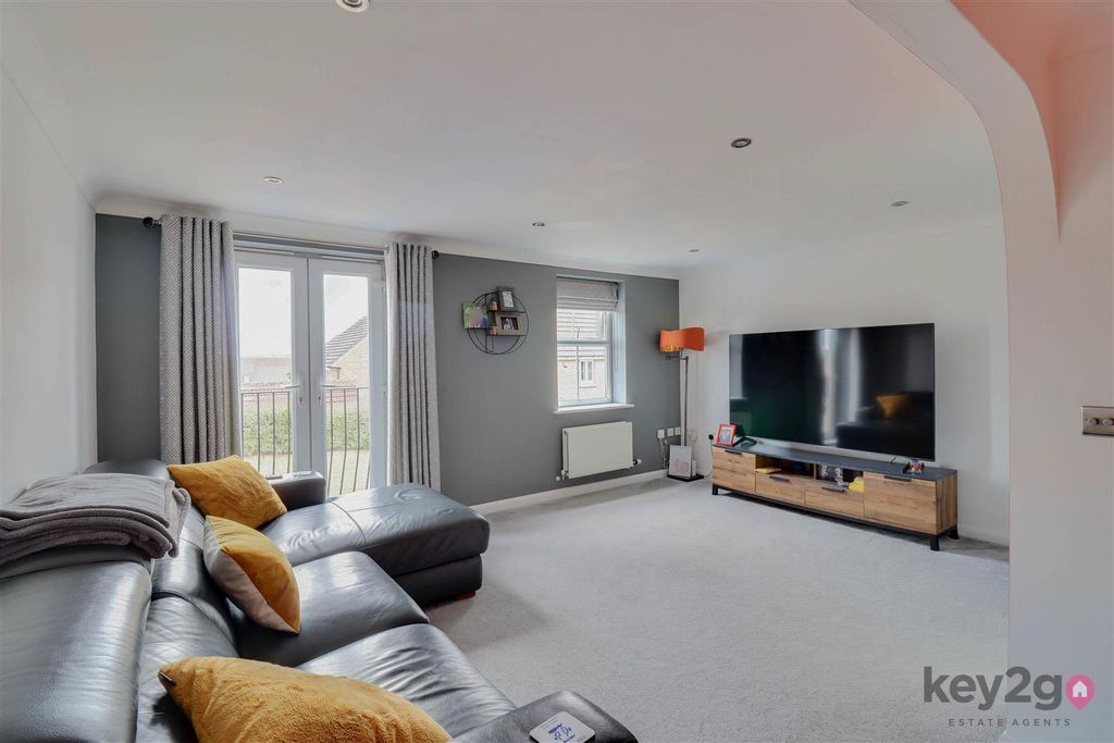 Property photo 3 of 28 Vkyowpyhbksc-Dcnmjai5A.Jpg