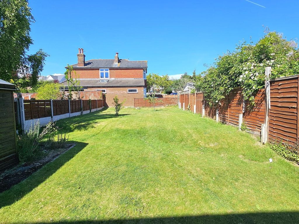 Property photo 2 of 24