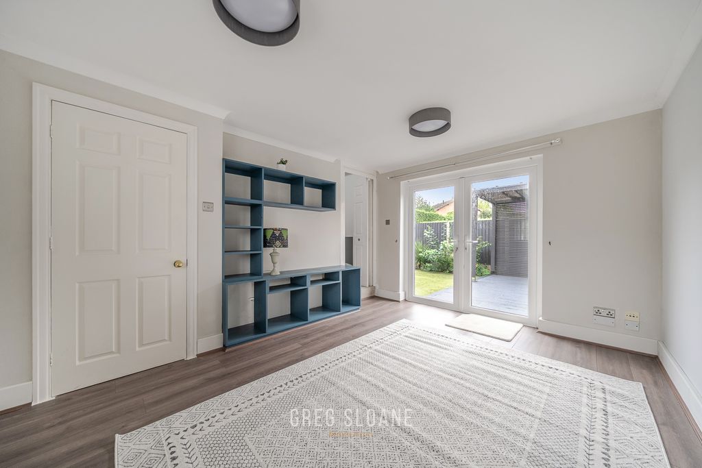 Property photo 2 of 16 1516280-18-1A08c1F95533d