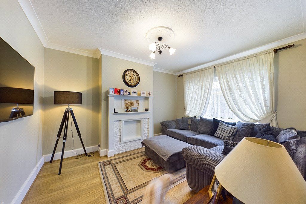 Property photo 2 of 16 Picture No. 01