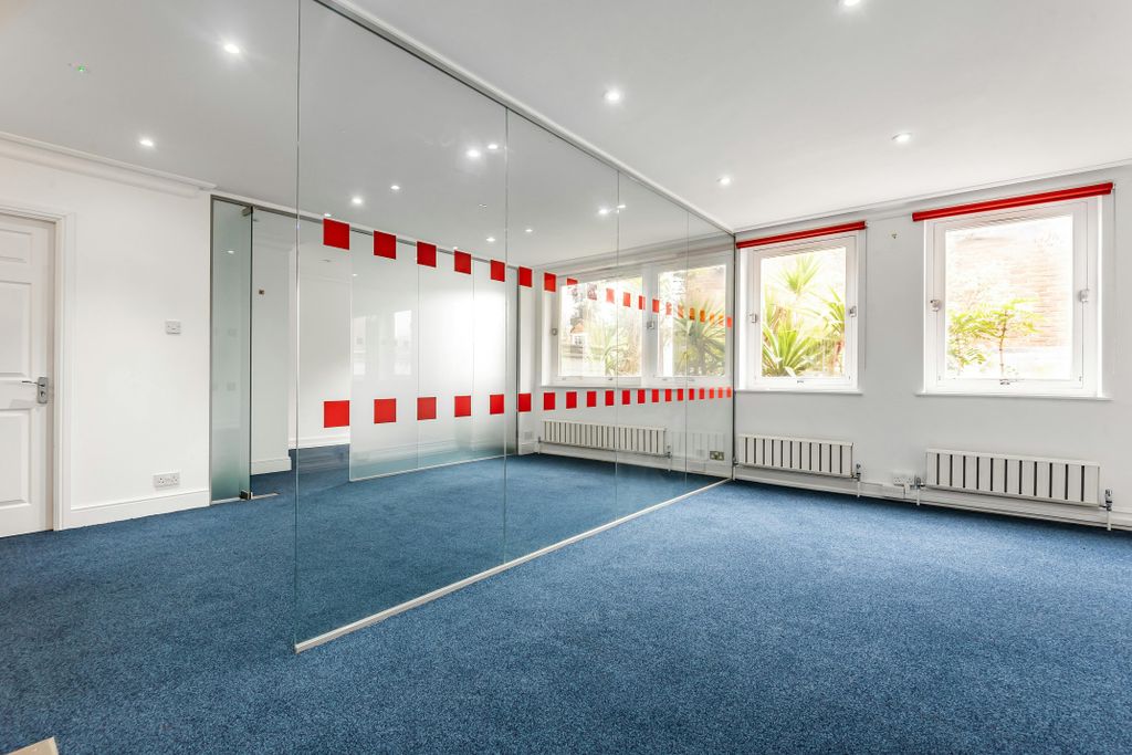 Property photo 3 of 13 759652 2.Jpg