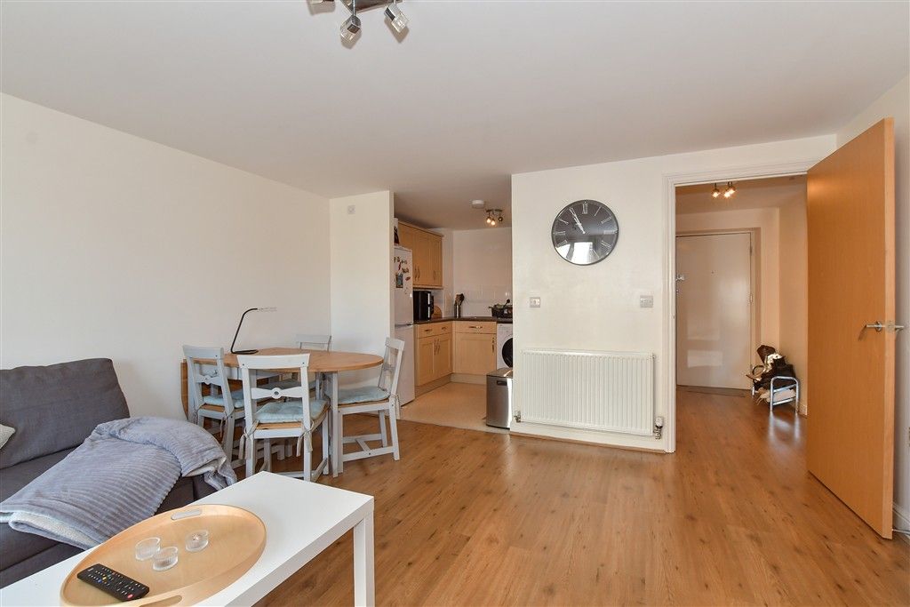 Property photo 1 of 10 Lounge/Dining Area