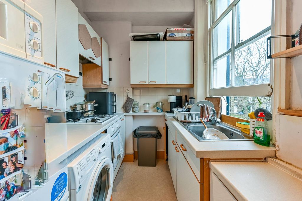 Property photo 2 of 7