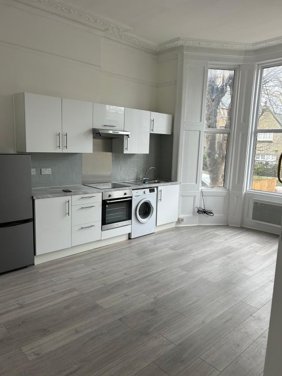 Property photo 2 of 8 12B1Ae99-9Bc7-4F68-B4d4-62c2A03105A2