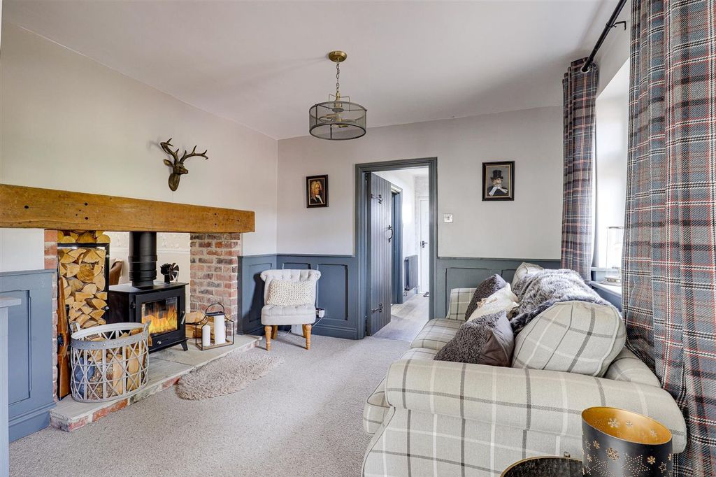 Property photo 2 of 79