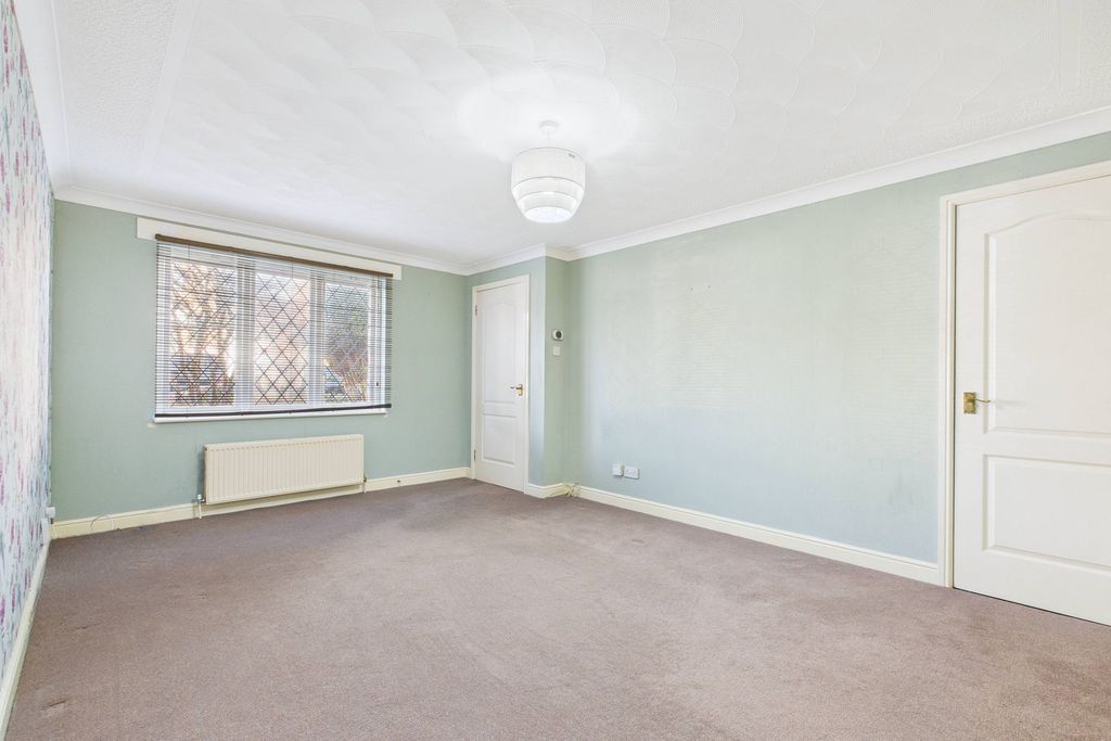 Property photo 2 of 15 Living Room