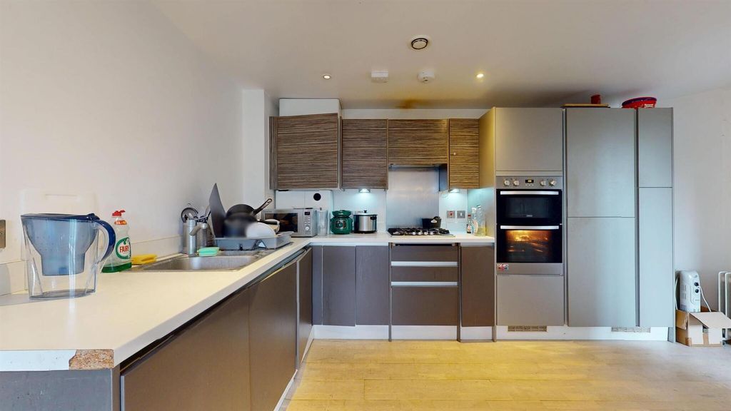 Property photo 3 of 11 6887566459179d9ce6Fd6Fec_774B57d9171A72cc12A052017
