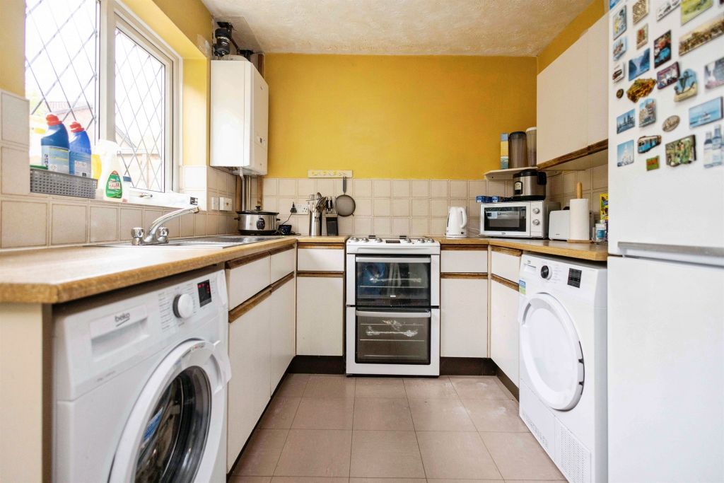 Property photo 3 of 9