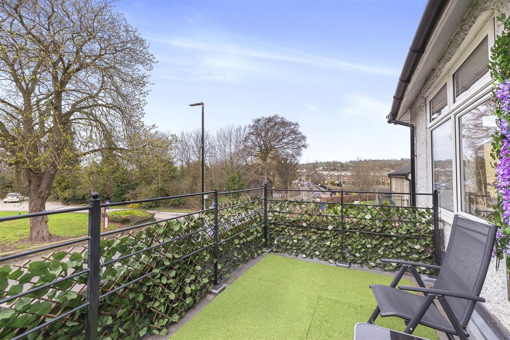 Property photo 2 of 34 Balcony