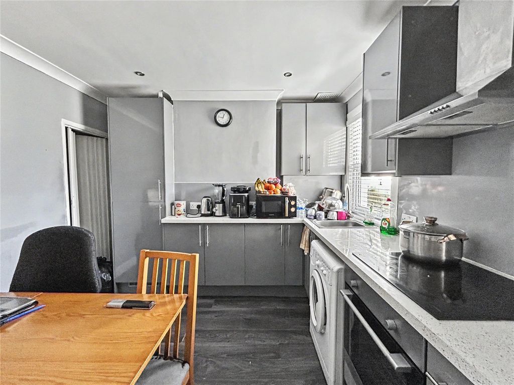 Property photo 3 of 15 Picture No. 14