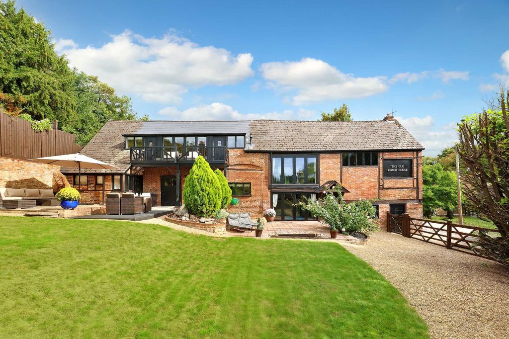 Property photo 1 of 27 Picture No. 07