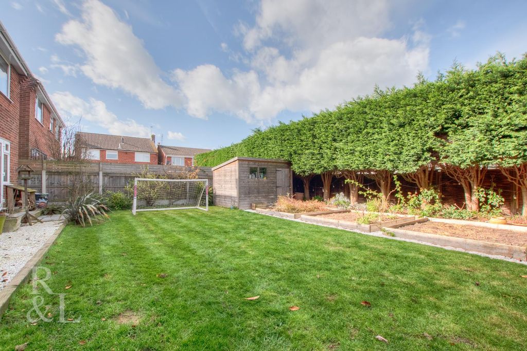 Property photo 2 of 33 B (13).Jpg