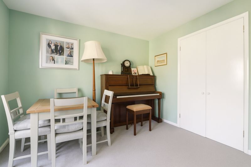 Property photo 3 of 11 Photo 9