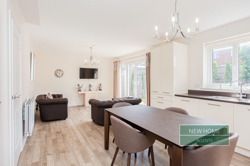 Property photo 3 of 36 Photo 12