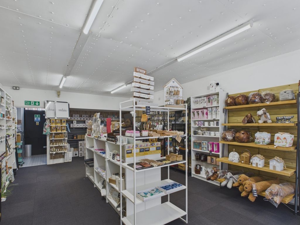 Property photo 3 of 4 Photo 12