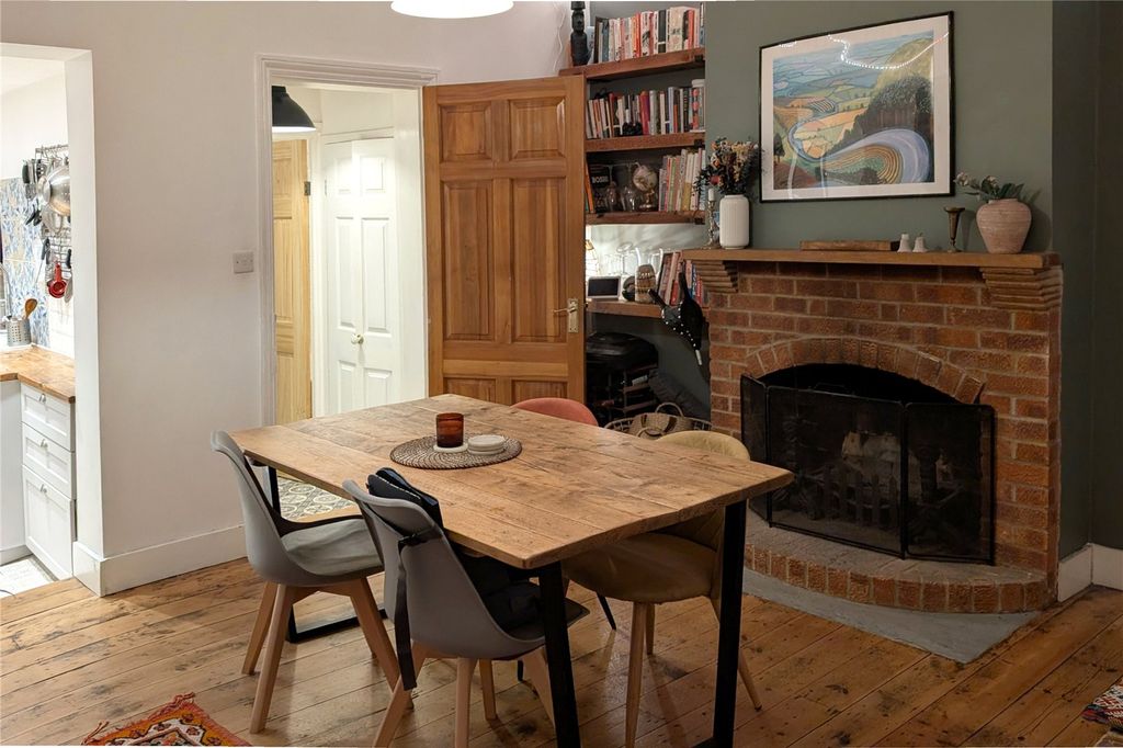 Property photo 3 of 24 Robinson Jackson