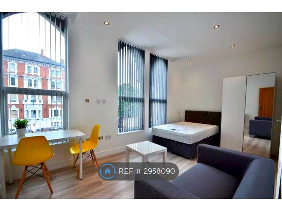 Property photo 1 of 2