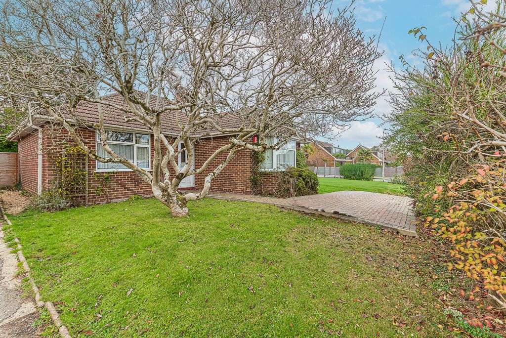 Property photo 1 of 13 Front Aspect