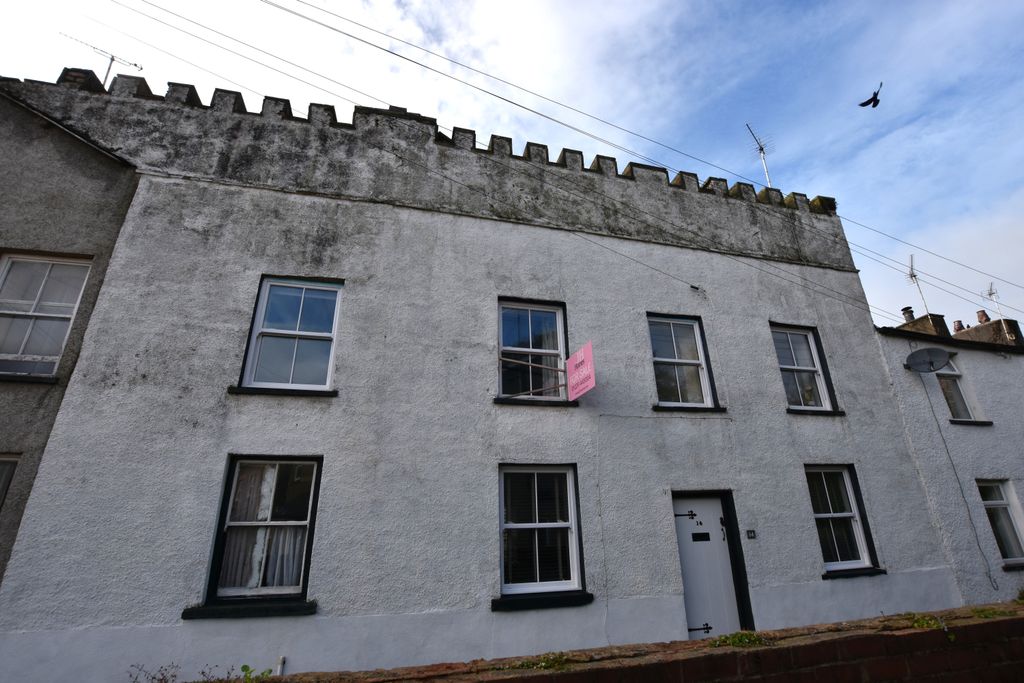 Property photo 1 of 14