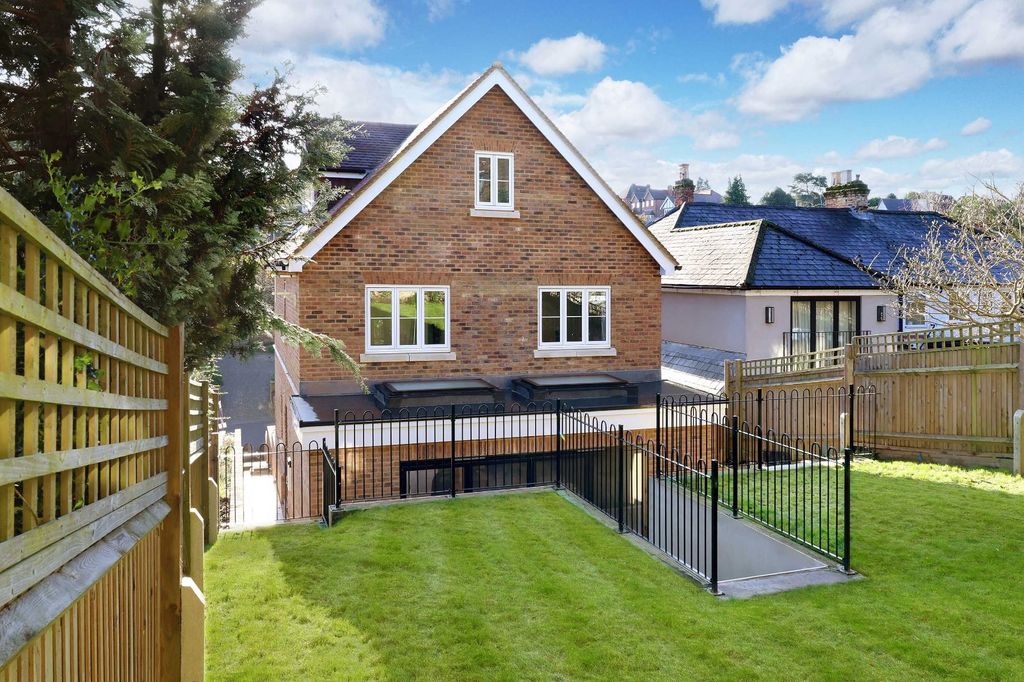 Property photo 2 of 15 Picture No. 04