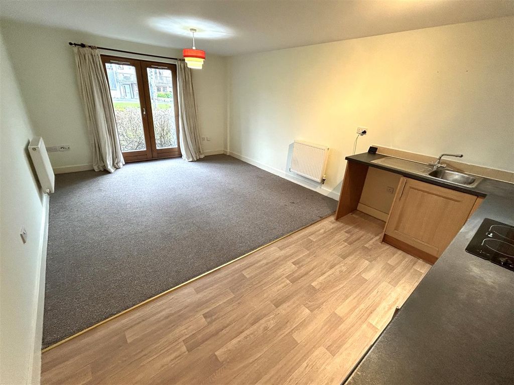 Property photo 3 of 8 Img_8470.Jpg
