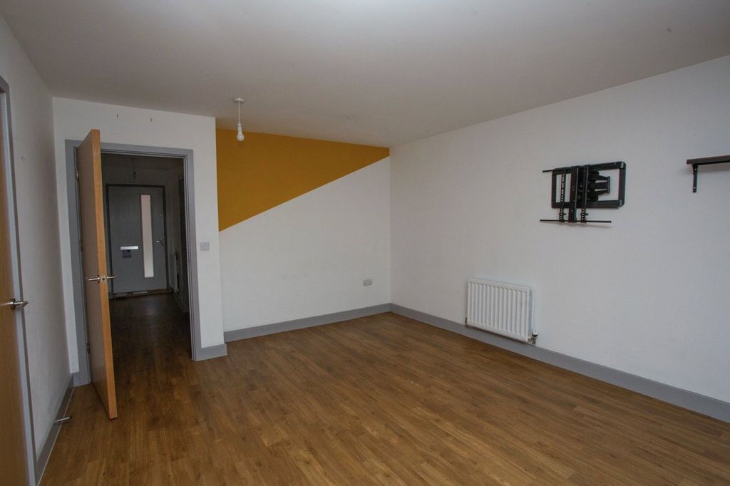 Property photo 2 of 14 Picture No. 06