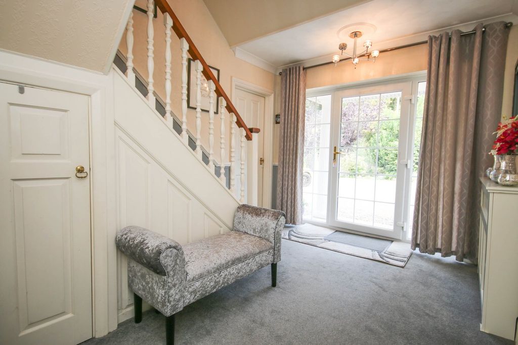 Property photo 3 of 30